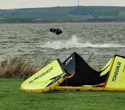 Severní vítr je krutý :-) - MUSHOW kiteboarding | snowkiting | foto/video | k.. 