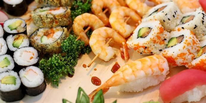 Sushi sety s 21 až 46 kousky: losos, tuňák i grilované krevety