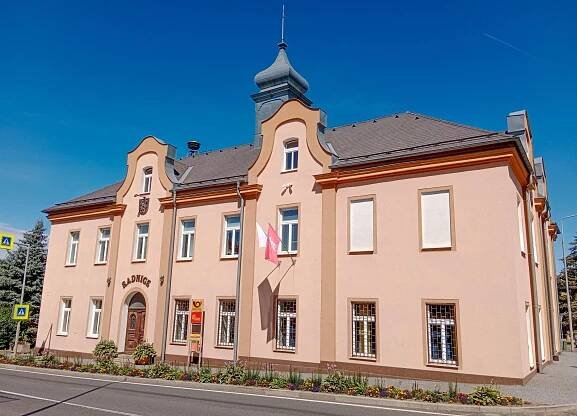 Fotogalerie • Chodová Planá - úřad městyse (Verwaltungsbüro) • Mapy.com