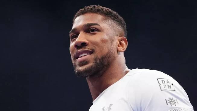 Anthony Joshua receives new fight offer after Jake Paul bout collapsed
