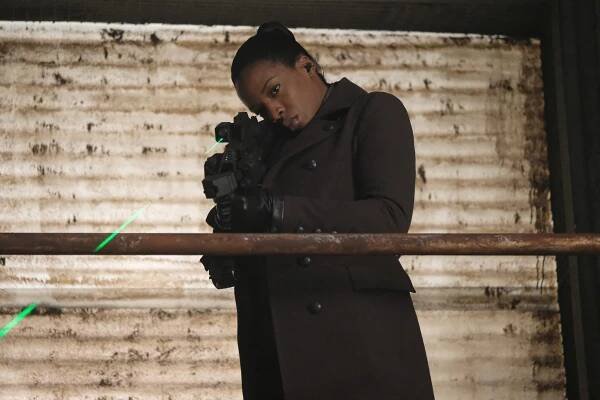 Dark Matter - Welcome to the Revolution - Z filmu - Ayisha Issa
