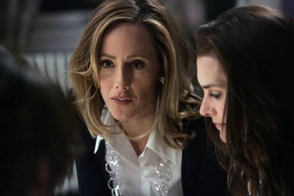 Kim Raver