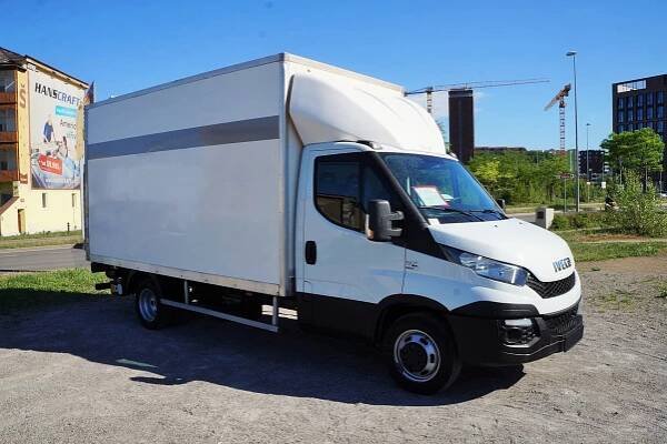 Autopůjčovna dodávek a užitkových vozů, pronájem dodávek Praha | Vansrenting.com