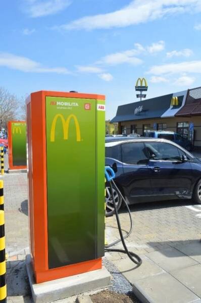 20190417-urds-mcdonalds-olomouc-6.jpg
