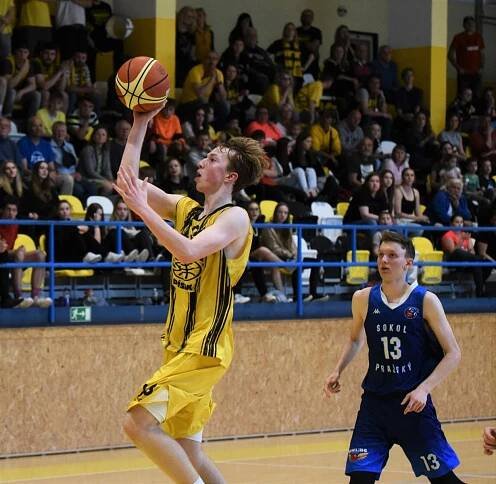 Písek smutní, sedmnáctka Sršňů končí a Final Four pořádat nebude