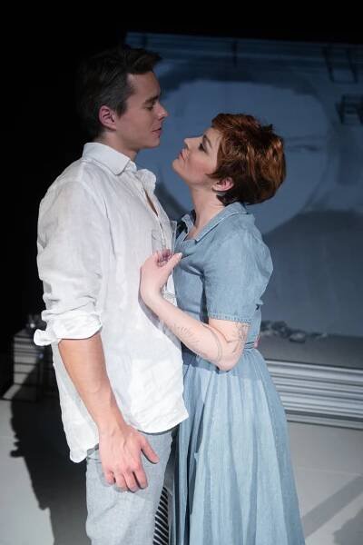 Adam Herich a Barbora Švidraňová v inscenácii Anna Karenina.