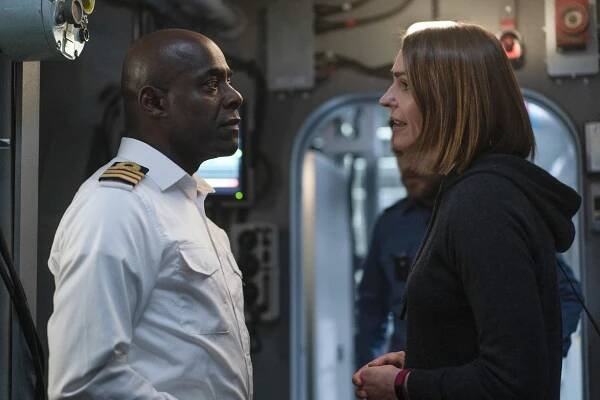 Vigil - Episode 1 - Z filmu - Paterson Joseph, Suranne Jones