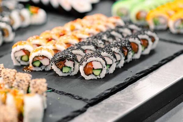 MAKI SUSHI