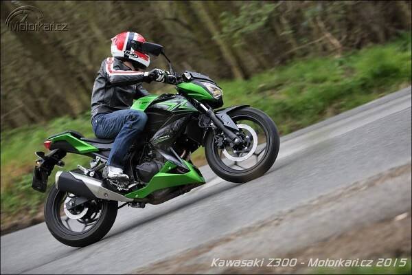 Kawasaki Z300 – Á dva Zed | Motorkáři.cz