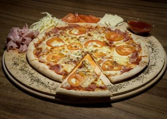 Naše nabídka – Pizza Express Hradec Králové – rozvoz pizzy zdarma