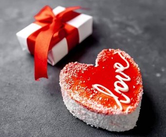 Dezert ve tvaru srdce potěší nejen na Valentýna