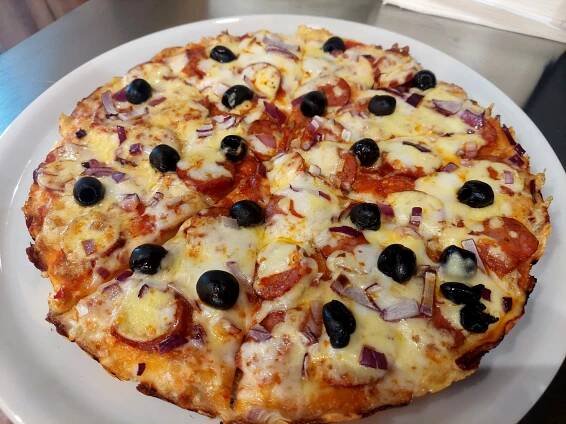 3. 500g Pizza podľa vlastného výberu (okrem č. 21) /1,3,4,5,7