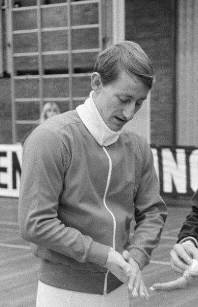 Hans Peter Nielsen (gymnast)