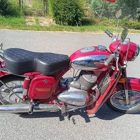 Jawa 350/354 Kývačka