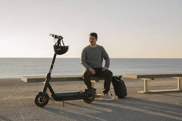 Ninebot by Segway KickScooter MAX G2 E