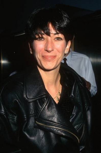 Ghislaine Maxwellová a její oběti (2022)