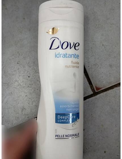 Látka je v tělovém mléku Dove s čárovým kódem 4000388563308, , které je původem z Itálie.
