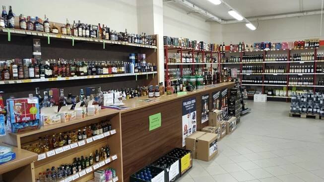 Prodejna Kroměříž | Prodej potravin, nápojů a alkoholu Rojal