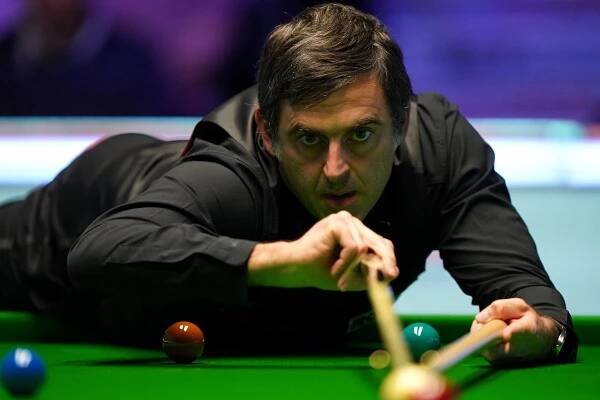 Scottish Open 2022: Ronnie O’Sullivan tumbles out after loss to Gary Wilson