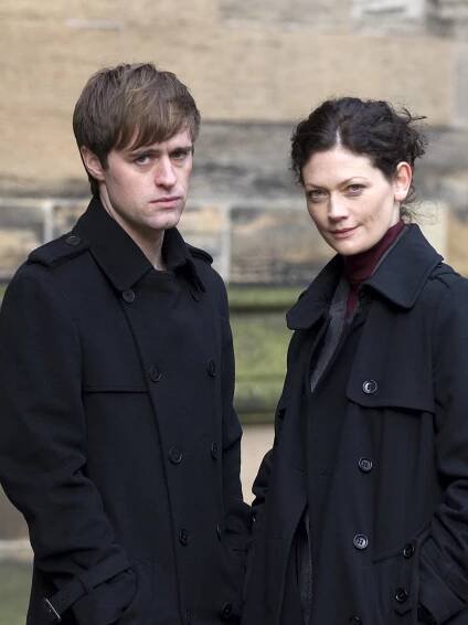 Kniha krve - Promo - Jonas Armstrong, Sophie Ward