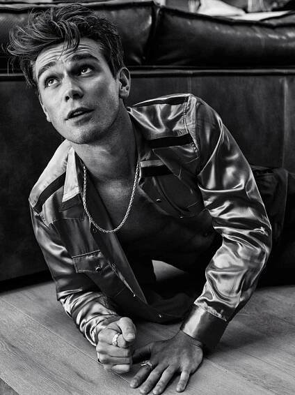 KJ APA - Rollacoaster.tv