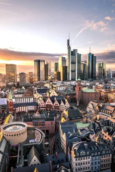Frankfurt nad Mohanem ve zprávách.