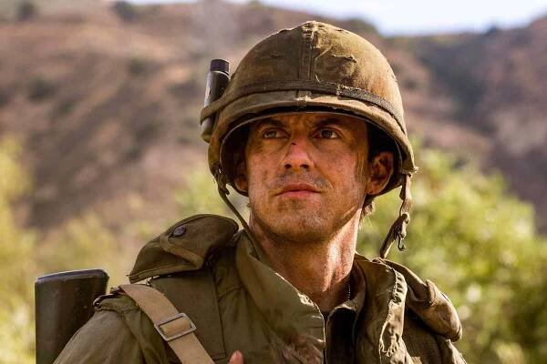 'This Is Us' star Milo Ventimiglia on Jack in Vietnam: 'Something ominous is coming'