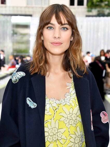 Alexa Chung French bangs