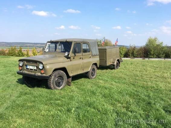 UAZ 469 + přívěs na spaní PPS 12R