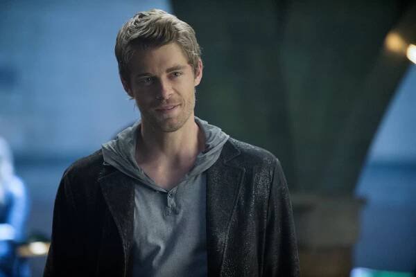 Lidé zítřka - Limbo - Z filmu - Luke Mitchell