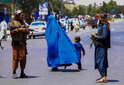 Afghánistán rok po pádu Kábulu? Ekonomika je naprosto nefunkční, Tálibán přitvrzuje, říká expert