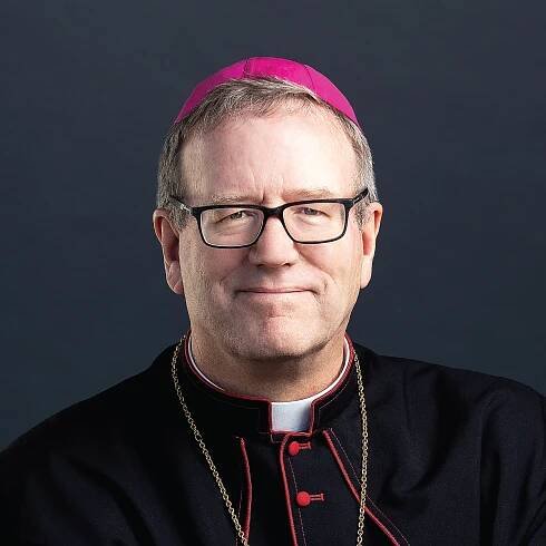Biskup Robert Barron: Asistovaná sebevražda je morálně nepřípustná