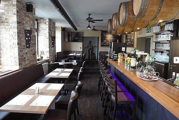 čalouněná lavice do restaurace - KARIN - Lavice a sedačky pro restaurace a kavárny | Ateliér Dako