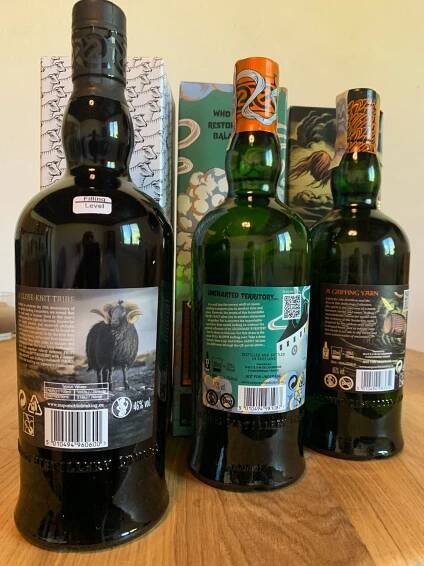 Whisky Ardbeg Blaaack + Heavy Vapours + Anthology | Rums.cz