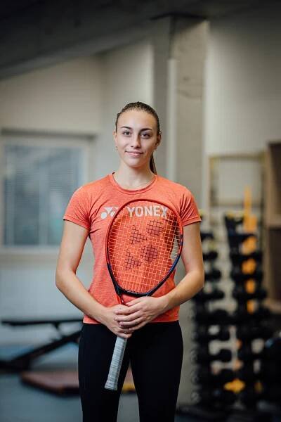 Yonex — Eliška Ticháčková