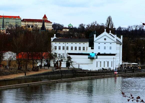 Reference | Elektro Uldrich - Praha