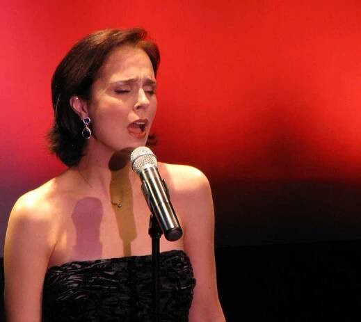 Cynthia Dale’s music CDs, concerts and concert photos