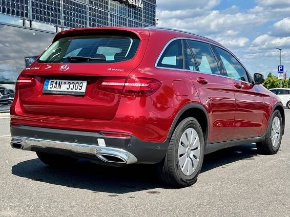 Mercedes-Benz GLC 220 d 4MATIC