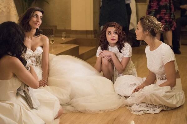 Jak přežít rozvod - Rule #59: "Happily Ever After" Is an Oxymoron - Z filmu - Necar Zadegan, Alanna Ubach, Beau Garrett