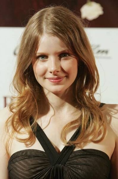 50 British Female Celebrities: Famous UK People