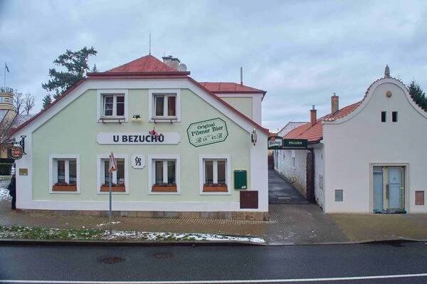 Restaurace U Bezuchů foto 2