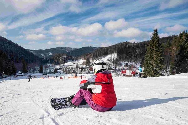 Na Horalu leží 25 centimetrů technického sněhu, v neděli se budou péct i frgály