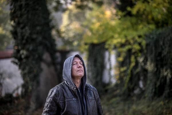 Robert Jašków: Chodím domů hodinu před půlnocí „urvanej jak borůvka“