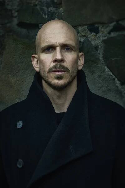 Wallander - Promo - Gustaf Skarsgård