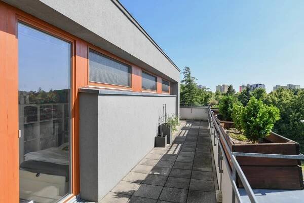Prodej bytu 3+kk 117 m², Nad koupadly, Praha - Lhotka