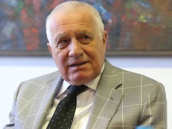 Nevracím se k otázce, co jsme tehdy mohli udělat lépe, říká Václav Klaus