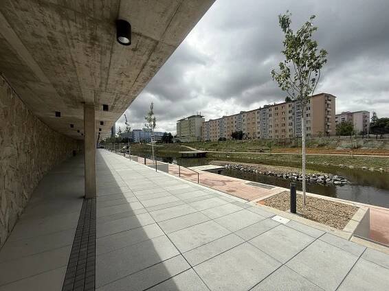 Zelená pro pěší i cyklisty na brněnské náplavce. Místem se pokochají bez omezení