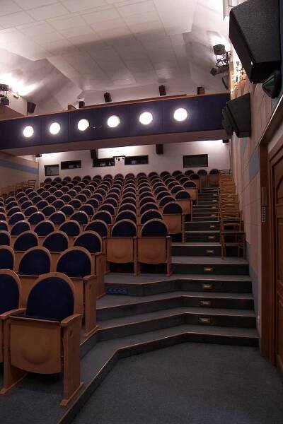 Databáze divadel / Divadelní architektura v Evropě