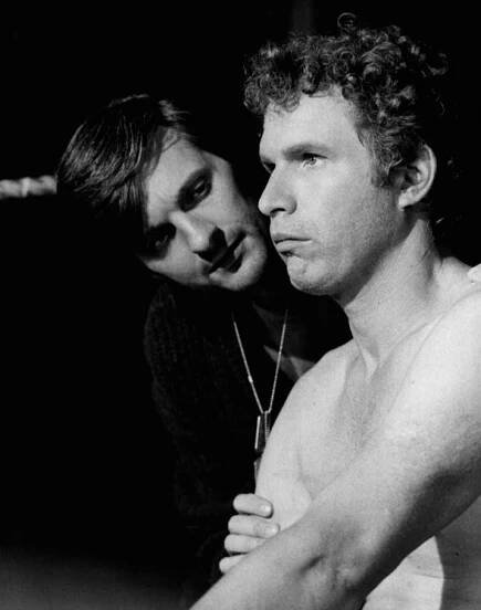 Alan Alda, Wayne Rogers