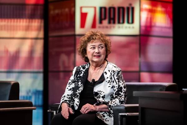 FOTO: Herečka Jana Boušková si v poslední době procházela zdravotními problémy. – stránka 2